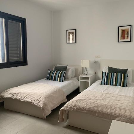Modern Villa With Sea Views 코스타 테기세 외부 사진