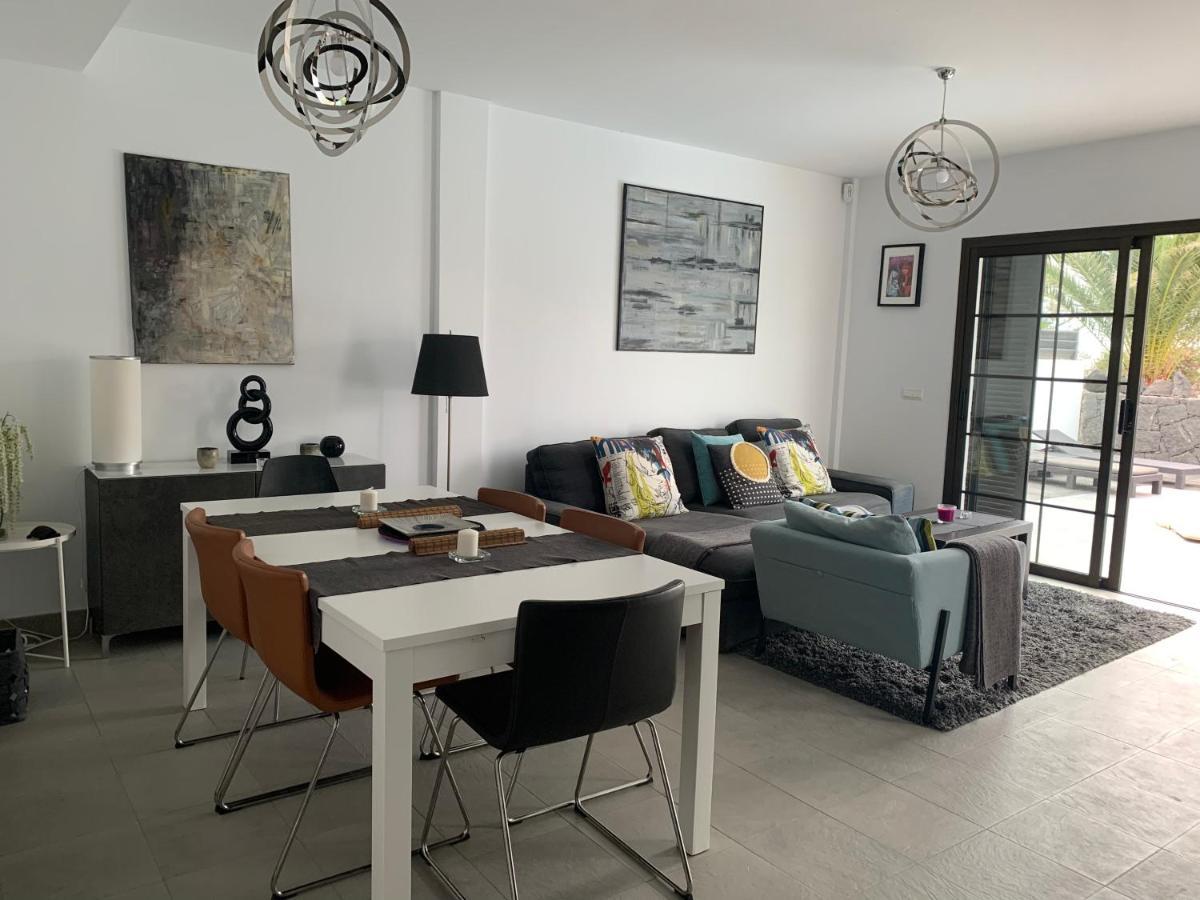Modern Villa With Sea Views 코스타 테기세 외부 사진