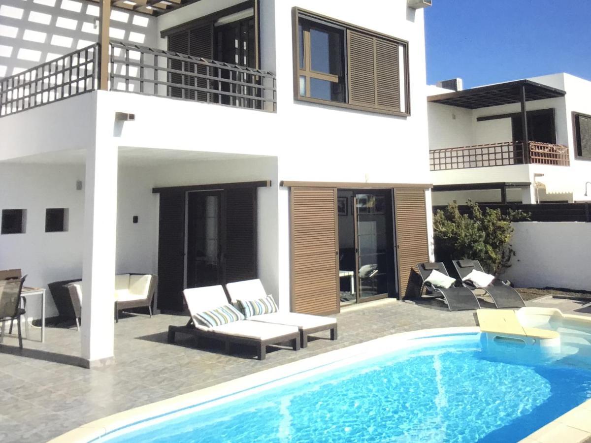 Modern Villa With Sea Views 코스타 테기세 외부 사진