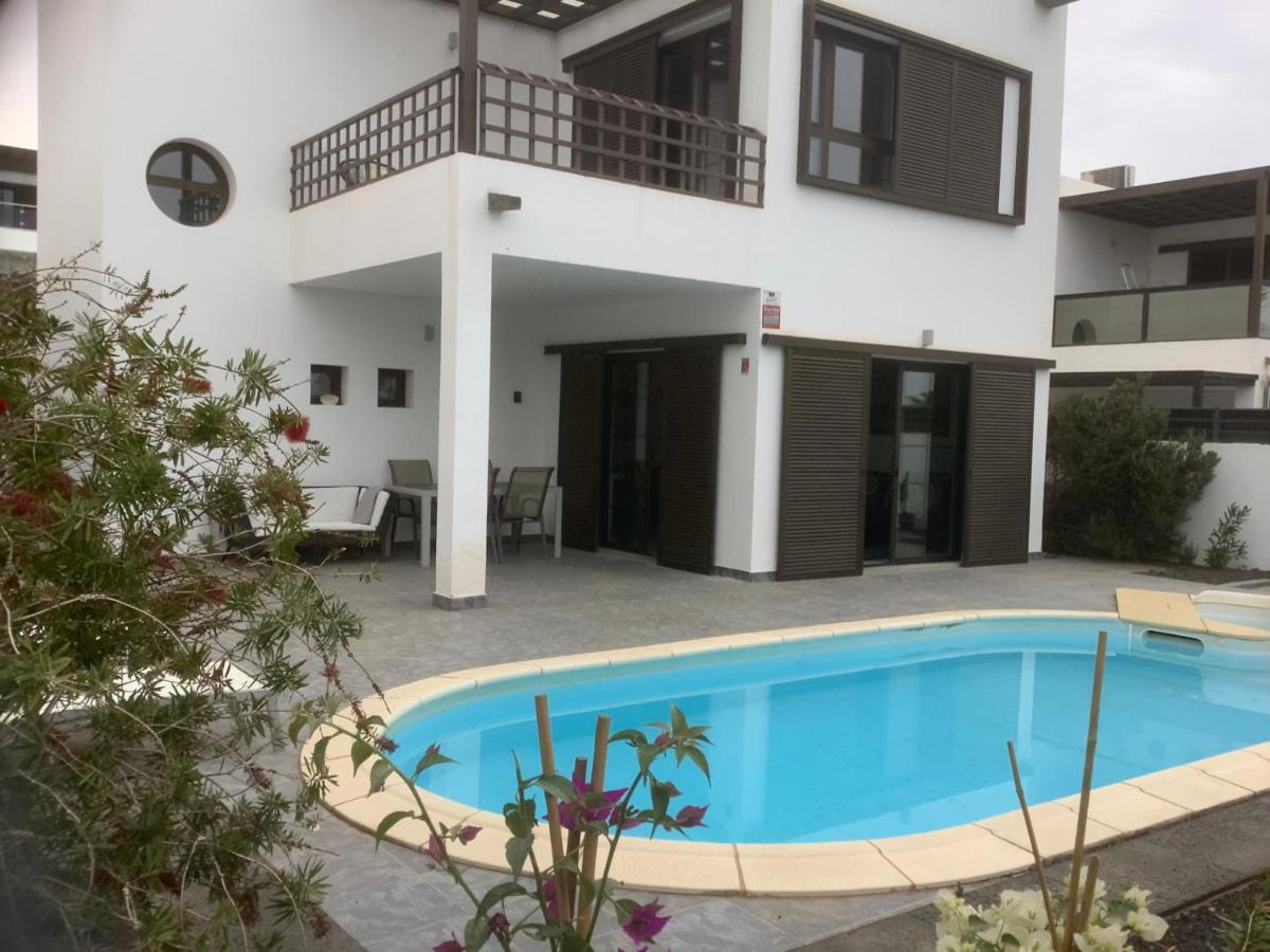 Modern Villa With Sea Views 코스타 테기세 외부 사진
